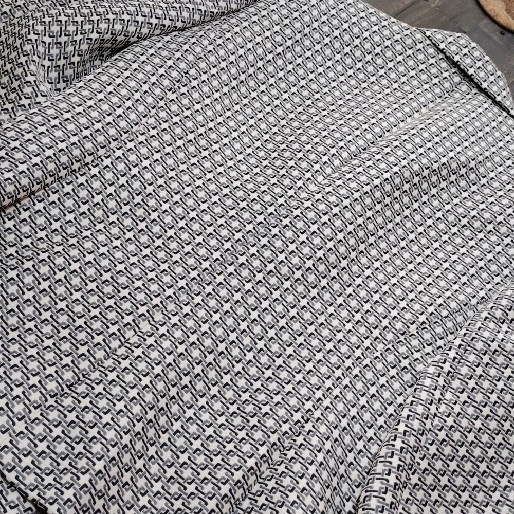 Le Suit Petite Ladies Grey/Black/ Ivory Waist Suit Jacket SZ 12p - Picture 11 of 11